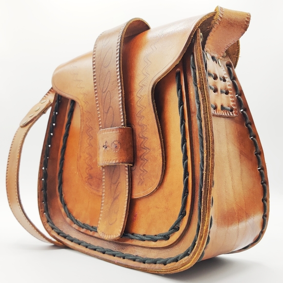 Vintage Hand Tooled Bag - Picture 2 of 9